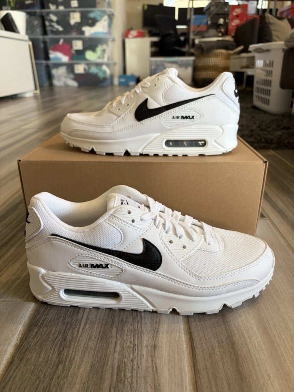 Women's Nike Air Max 90 Sneaker Shoes - White Black Low Top Leather DH8010-101